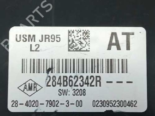 Fuse box RENAULT SCÉNIC III (JZ0/1_) 1.4 16V (JZ0F, JZ1V) | BP15887879E1 