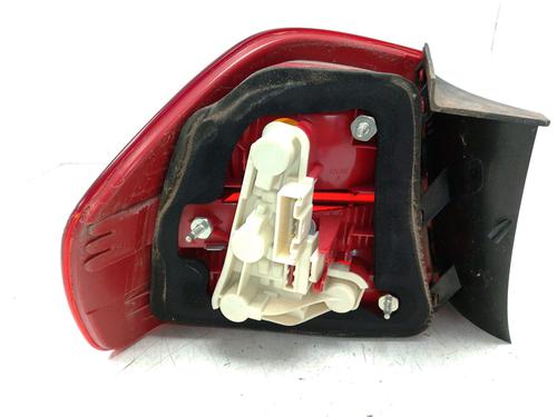 Right taillight BMW 3 (E90) 318 i | BP40080698C35 - Image 2