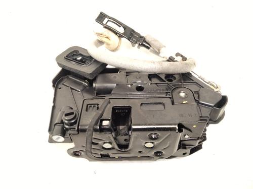Rear left lock VW PASSAT B8 Variant (3G5, CB5) 2.0 TDI 4motion | BP23841356C100 