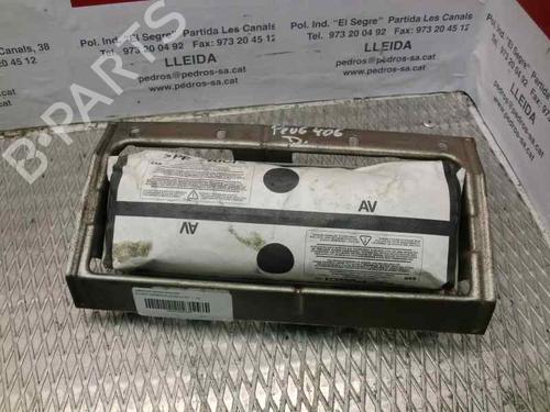 Used Passenger airbag PEUGEOT 406 (8B) 2.0 HDI 110 (109 hp) 1358612
