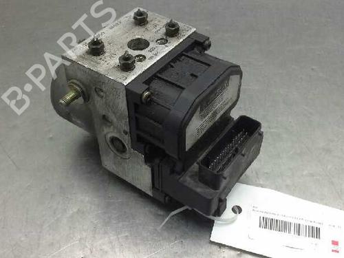 Used ABS pump TOYOTA AVENSIS (_T22_) 2.0 TD (CT220_, CT220R) (90 hp) 3120396