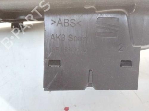 Right rear window switch SEAT ARONA (KJ7, KJP) 1.0 TSI | BP16018938I28 