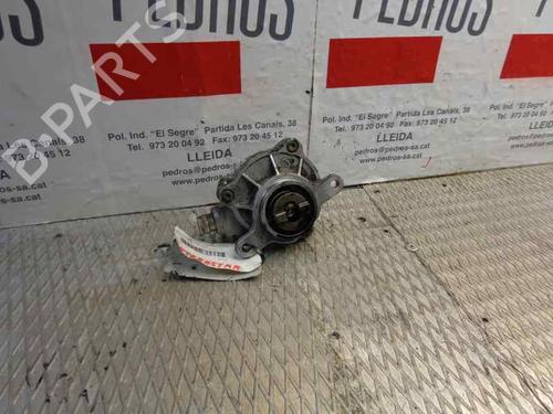 Used Vacuum pump NISSAN INTERSTAR Van (X70) [2002-2025]  2544932