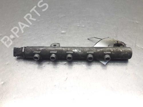 Used Injection rail FIAT STILO (192_) 1.9 D Multijet (120 hp) 5122700