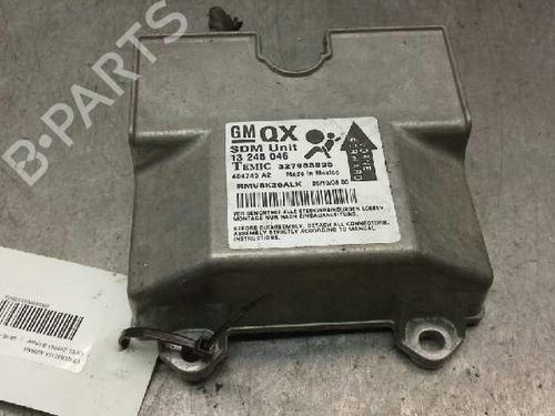 Used ECU airbags OPEL ZAFIRA / ZAFIRA FAMILY B (A05) [2005-2019]  831682