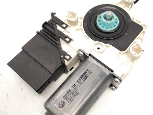 Right rear window motor VW GOLF VI (5K1) 2.0 TDI | BP22908813E22 