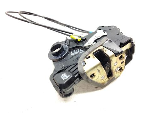 Used Front left lock TOYOTA AVENSIS (_T25_) [2003-2008]  19136750