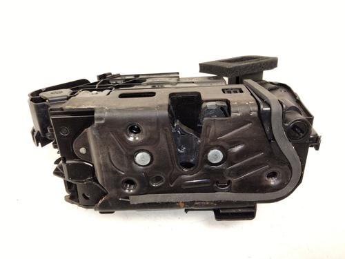 Used Front right lock SKODA KAROQ (NU7, ND7) 1.5 TSI (150 hp) 30485684