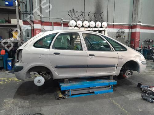 Left mirror CITROËN XSARA PICASSO (N68) 2.0 HDi | BP31176580C26 