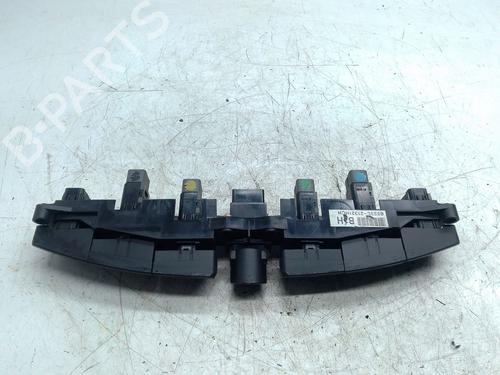 Advarselskontakt SSANGYONG RODIUS I 2.7 Xdi 4WD | BP32346180I22