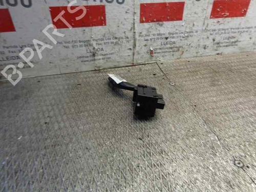 Used Headlight switch HONDA HR-V (GH_) [1999-2006]  1359310