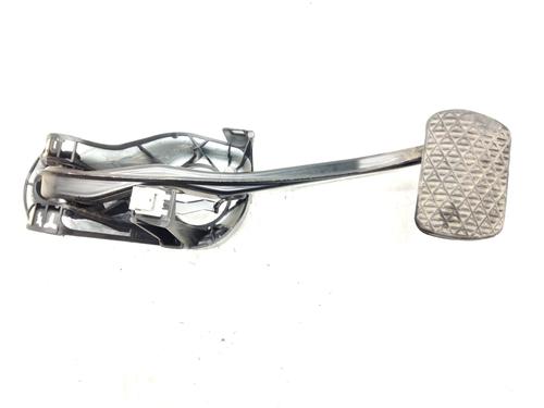 Used Break pedal MERCEDES-BENZ E-CLASS (W212) E 350 CDI (212.023) (265 hp) 21590154