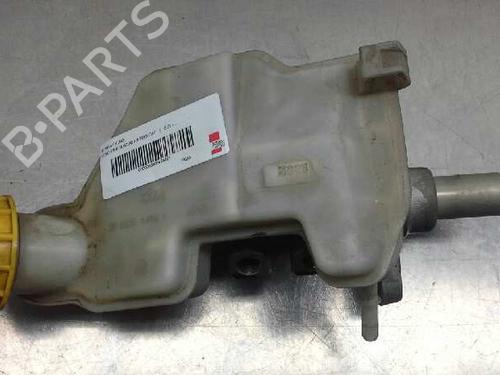 Used Brake master cylinder FORD FIESTA V (JH_, JD_) 1.4 TDCi (68 hp) 1621871