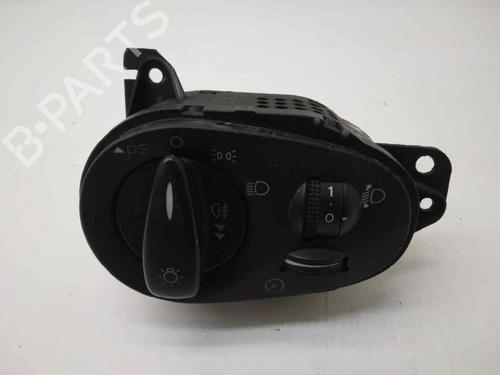 Used Headlight switch FORD FOCUS I Turnier (DNW) [1999-2007]  10330411