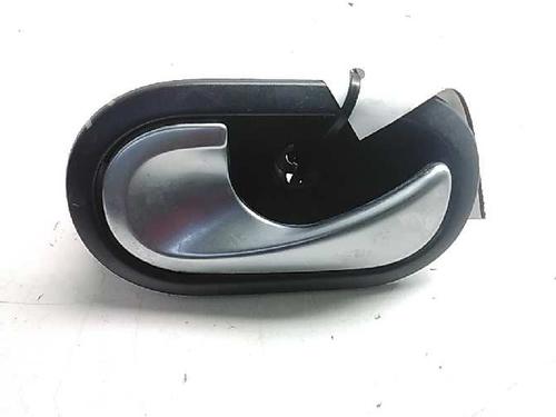 Used Front left interior door handle RENAULT MEGANE II (BM0/1_, CM0/1_) [2001-2012]  10560864