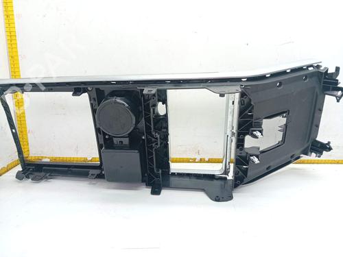 Console centrale LAND ROVER RANGE ROVER VELAR (L560) 2.0 D240 SD4 4x4 | BP28056869I22 - Image 2