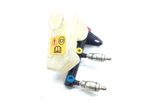 Used Brake master cylinder FORD FIESTA III (GFJ) [1989-1997]  18133982