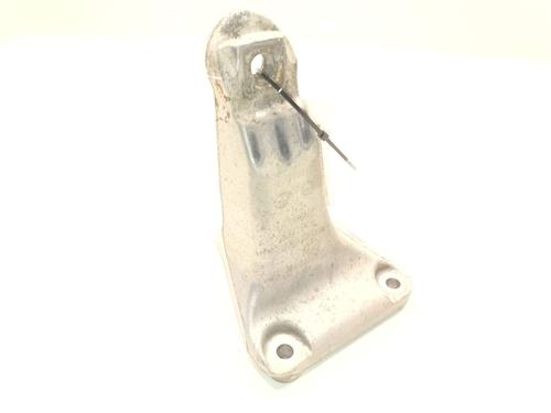 Used Engine mount Engine mount 24053030 24053030
