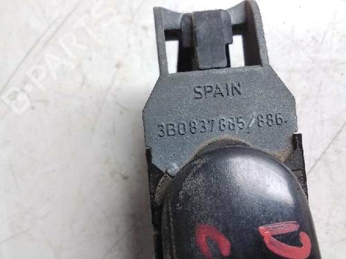 Høyre foran utvendig håndtak SEAT LEON (1M1)  | BP9976485C129 