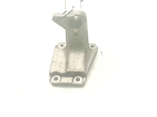 Used Engine mount BMW X1 (E84) sDrive 20 d (184 hp) 25228562