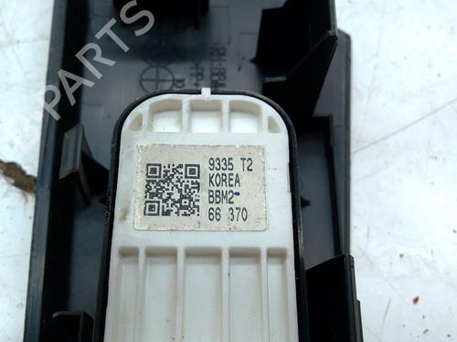 Right front window switch MAZDA 3 Saloon (BL)  | BP29371555I26 