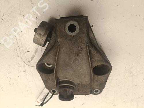 Used Engine mount Engine mount 18865582 18865582