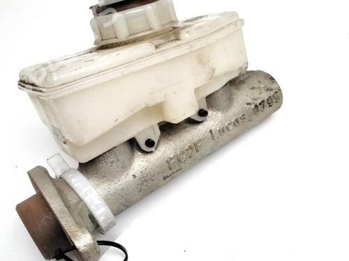 Used Brake master cylinder LAND ROVER 88/109 (LR) [1961-1986]  21690086