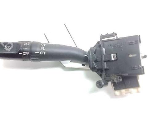 Headlight switch TOYOTA COROLLA Verso (ZER_, ZZE12_, R1_) [2004-2009]  17057785