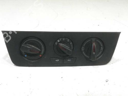 Used Climate control SEAT IBIZA IV (6J5, 6P1) 1.2 TDI (75 hp) 9650415