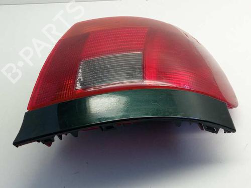 Used Right taillight Right taillight 8044826 8044826