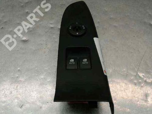 Used Left front window switch Left front window switch KIA PRO CEE'D (ED) 1.6 CRDi 115 (115 hp) 10636977 10636977