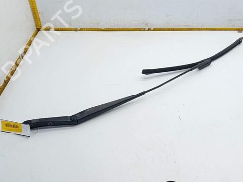 front-windshield-wiper-arm-land-rover-range-rover-velar-l560-2017-27894838 main image