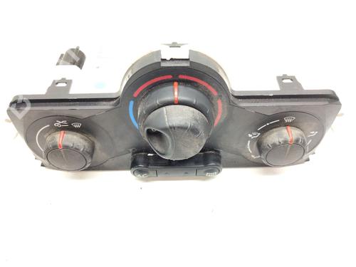 Used Climate control RENAULT MEGANE II Saloon (LM0/1_) [2003-2025]  21668188