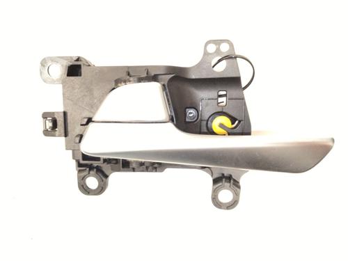 Used Front left interior door handle HYUNDAI TUCSON (TL, TLE) 2.0 CRDi (136 hp) 22737962