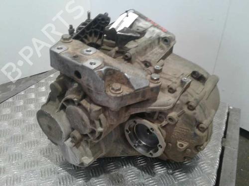 Used Gearbox VW PASSAT B6 (3C2) 2.0 TDI 16V (140 hp) 1523266