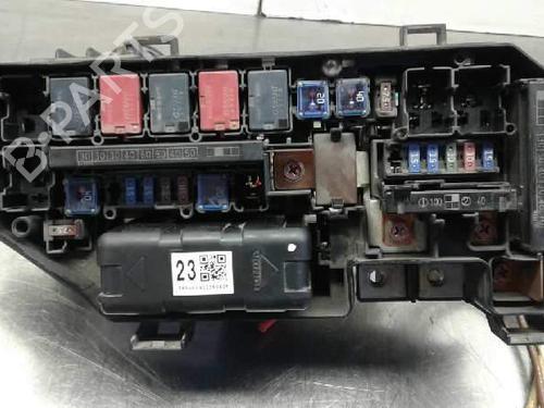 Used Fuse box Fuse box 852872 852872