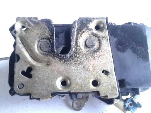 Used Front right lock PEUGEOT PARTNER MPV (5_, G_) [1996-2025]  7551746
