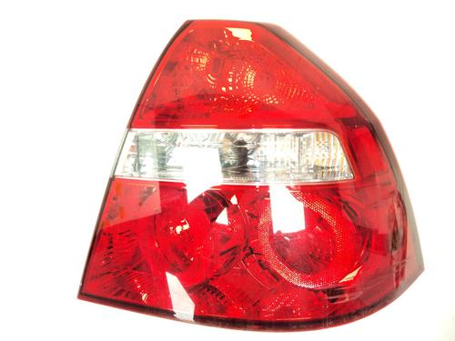 Used Right taillight CHEVROLET AVEO / KALOS Hatchback (T200) 1.4 16V (94 hp) 27833507