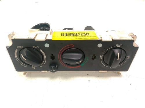 Used Climate control Climate control 38933023 38933023