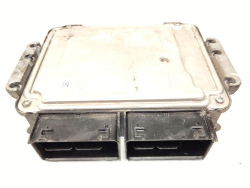 Used Engine control unit (ECU) FORD FOCUS III 1.0 EcoBoost (125 hp) 29852479