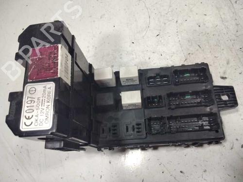 Used Fuse box HYUNDAI TRAJET (FO) 2.0 CRDi (113 hp) 15844546