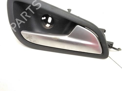 Used Rear left interior door handle FORD FOCUS III 1.6 TDCi ECOnetic (105 hp) 25225591
