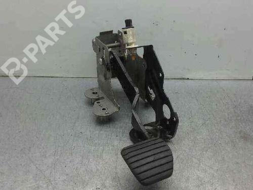 Used Break pedal Break pedal RENAULT MEGANE III Coupe (DZ0/1_) 1.5 dCi (DZ0B) (106 hp) 8775606 8775606