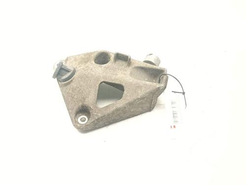 Used Engine mount Engine mount 30561156 30561156