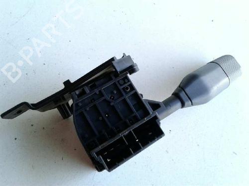Used Steering column stalk Steering column stalk RENAULT RAPID Box Body/MPV (F40_, G40_) 1.9 D (F40R) (54 hp) 13369301 13369301