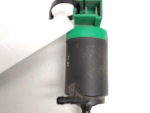 Washer pump NISSAN X-TRAIL II (T31) | BP21018028E24