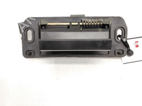 Used Tailgate handle NISSAN ALMERA II (N16) 1.5 (90 hp) 25225384