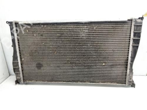 Radiateur à eau Radiateur à eau BMW 1 (E81) 118 d (143 hp) 36390392 36390392