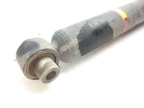 Right rear shock absorber TOYOTA AURIS (_E18_) 1.6 D4-D (WWE185_) | BP17543416M19 