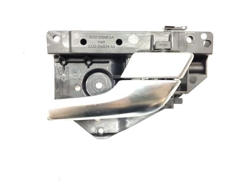 Used Front right interior door handle LAND ROVER RANGE ROVER EVOQUE (L538) [2011-2019]  18844085